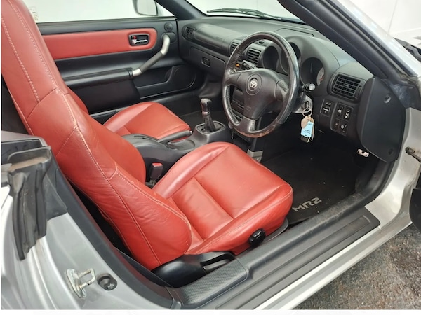 Used Toyota MR2 2000 for sale - 76011478: Photo 10