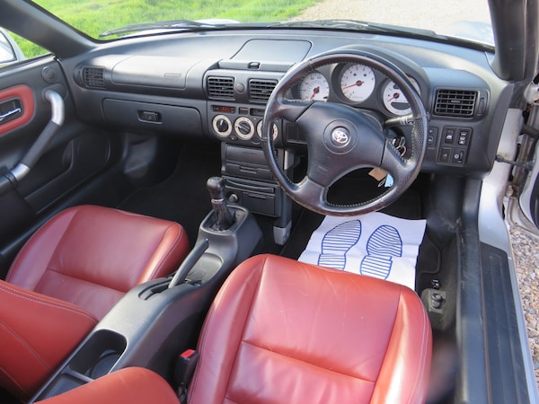 Used Toyota MR2 2000 for sale - 76011478: Photo 11