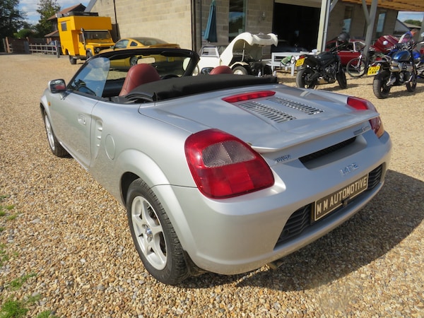 Used Toyota MR2 2000 for sale - 76011478: Photo 24
