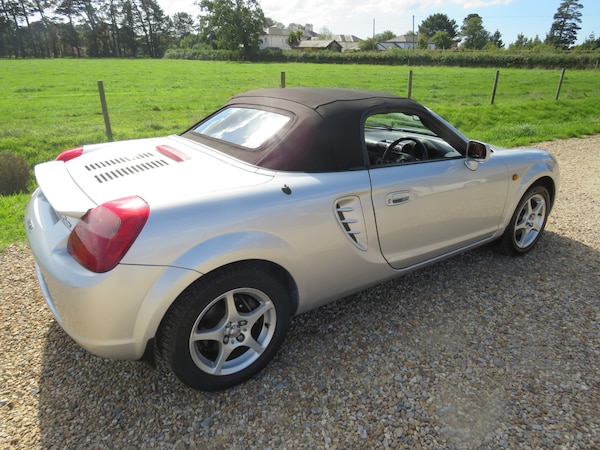 Used Toyota MR2 2000 for sale - 76011478: Photo 30