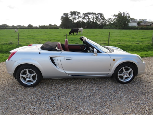 Used Toyota MR2 2000 for sale - 76011478: Photo 5