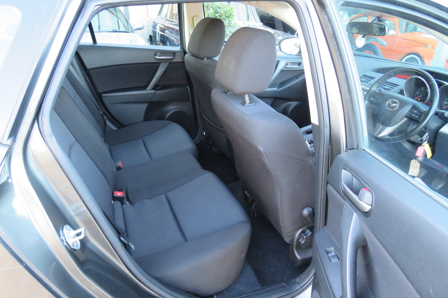 Used Mazda Mazda3 2011 for sale - 77105804: Photo 21