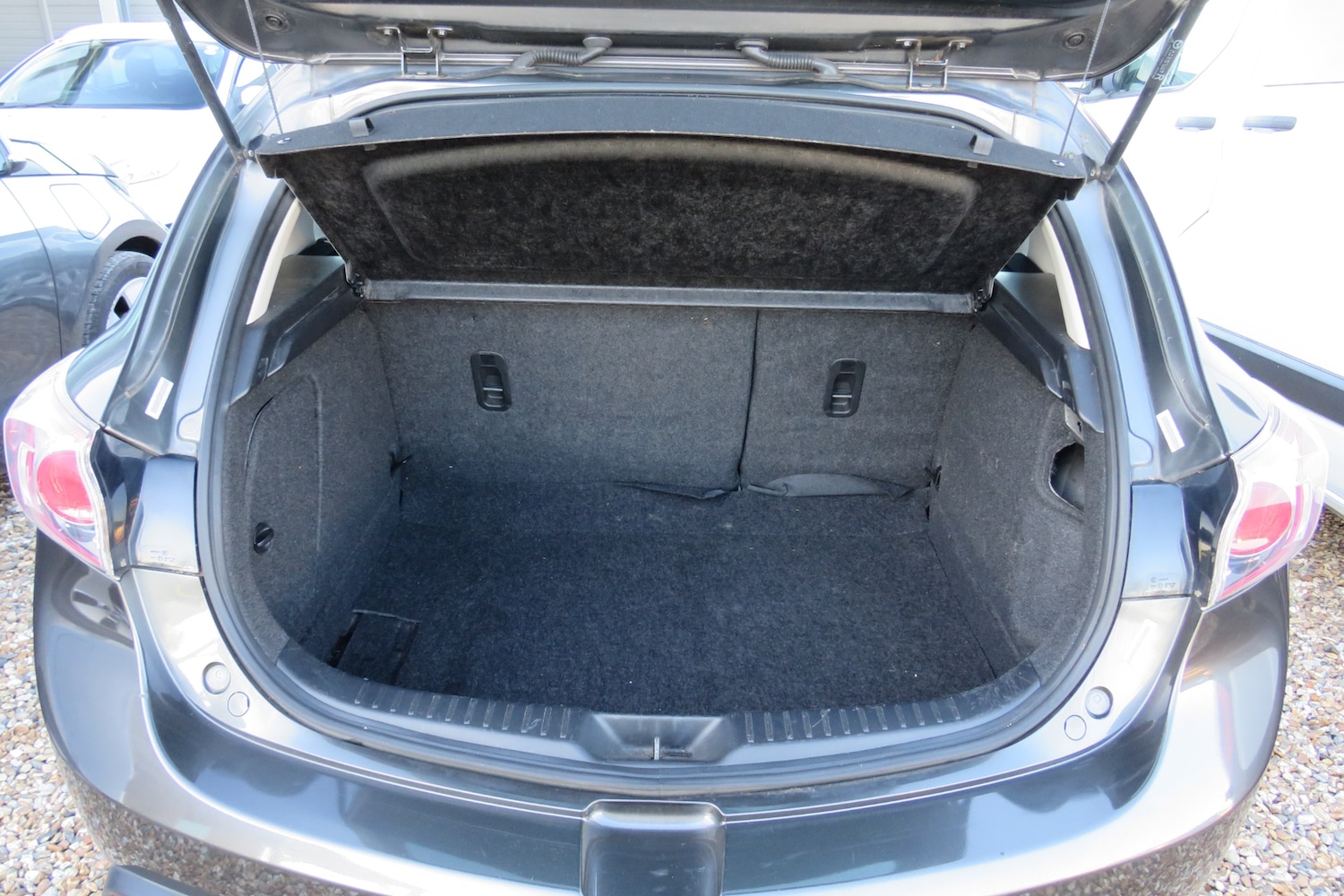 Used Mazda Mazda3 2011 for sale - 77105804: Photo 33