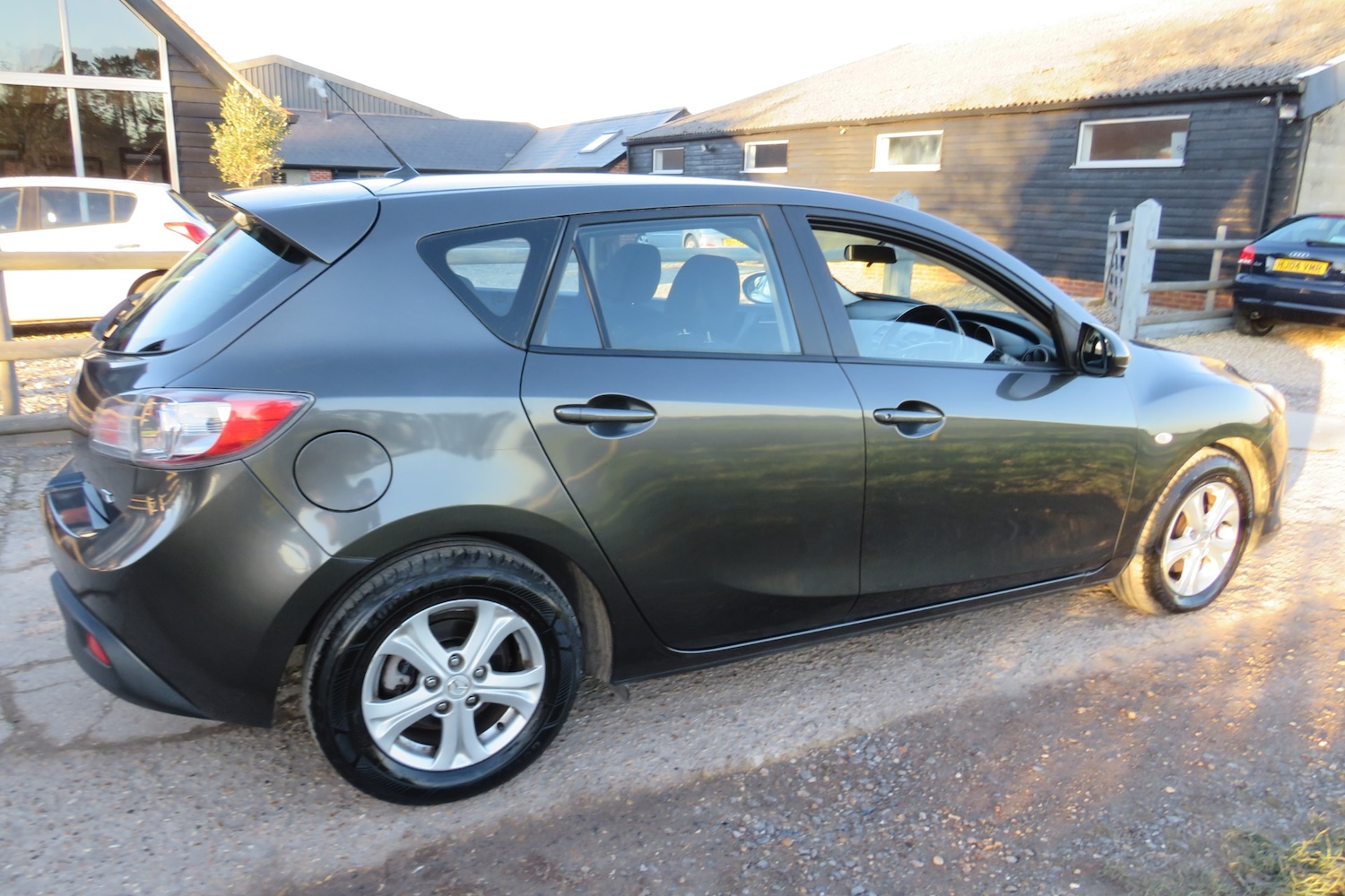 Used Mazda Mazda3 2011 for sale - 77105804: Photo 41