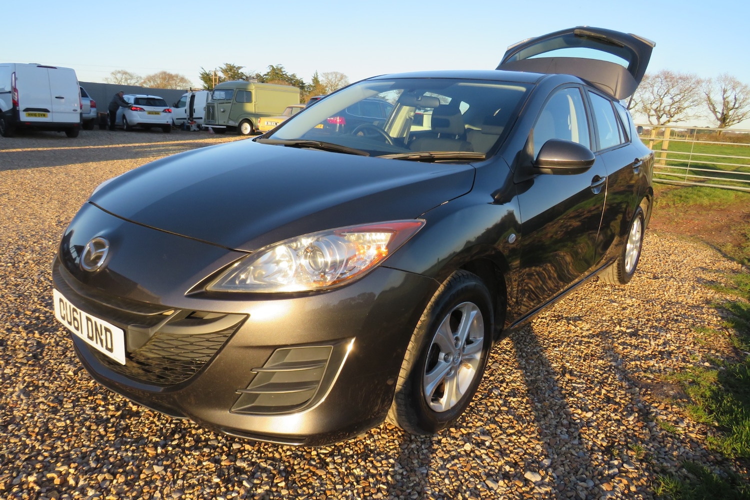 Used Mazda Mazda3 2011 for sale - 77105804: Photo 47