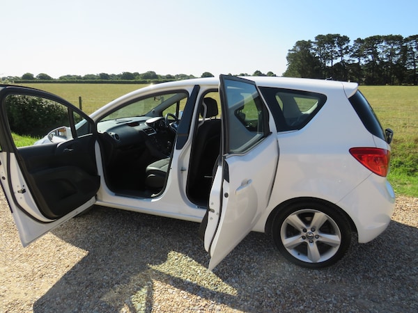 Used Vauxhall Meriva 2015 for sale - 75130071: Photo 26