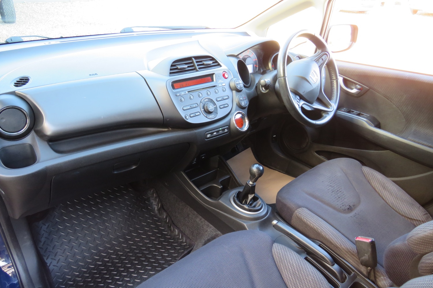 Used Honda Jazz 2013 for sale - 77950728: Photo 27