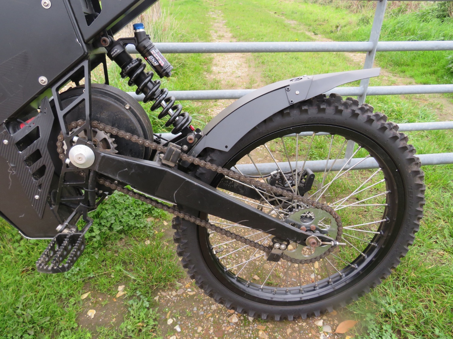 E MOTORBIKE SURON STYLE