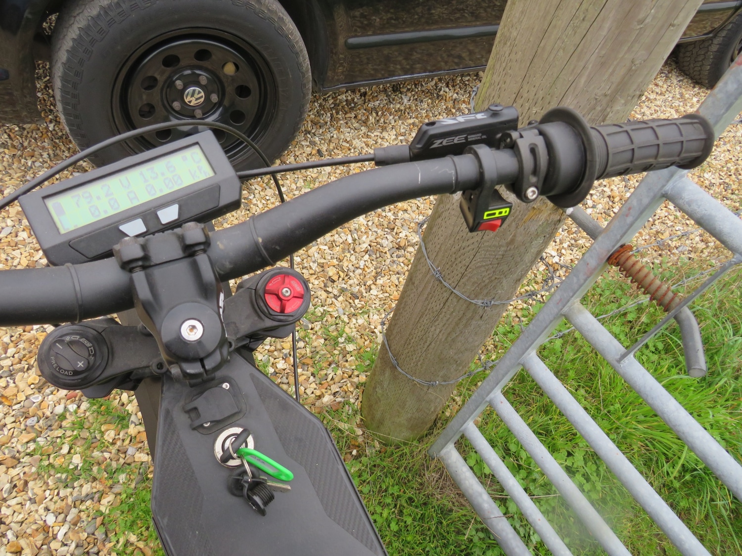 E MOTORBIKE SURON STYLE