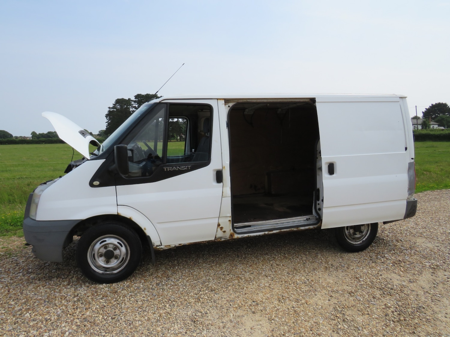 Used Ford Transit 2011 for sale - 74915099: Photo 2