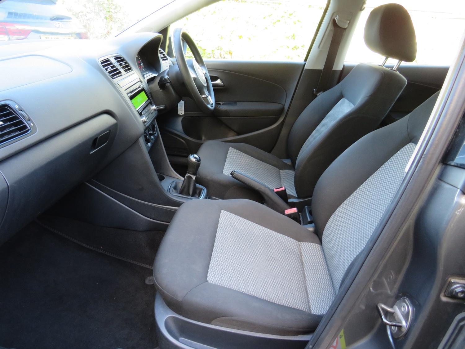 Used Volkswagen Polo 2013 for sale - 76363206: Photo 33