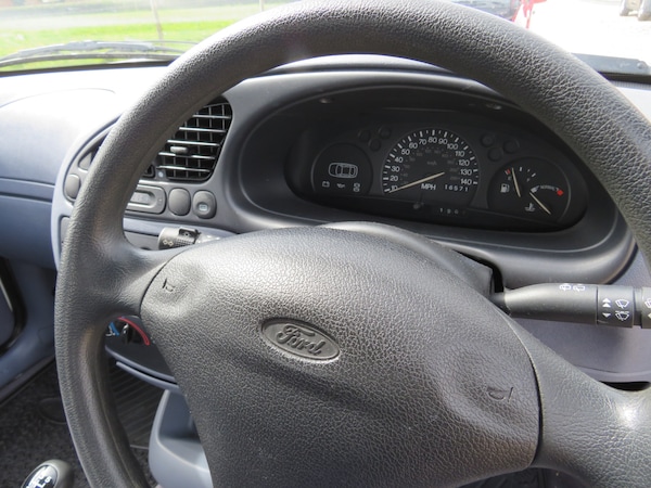 Used Ford Fiesta 1997 for sale - 74370328: Photo 29