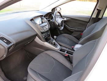 Used Ford Focus 2016 for sale - 79211603: Photo