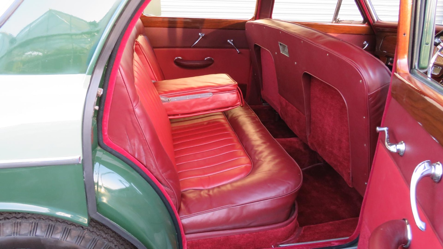 Vehicle 83