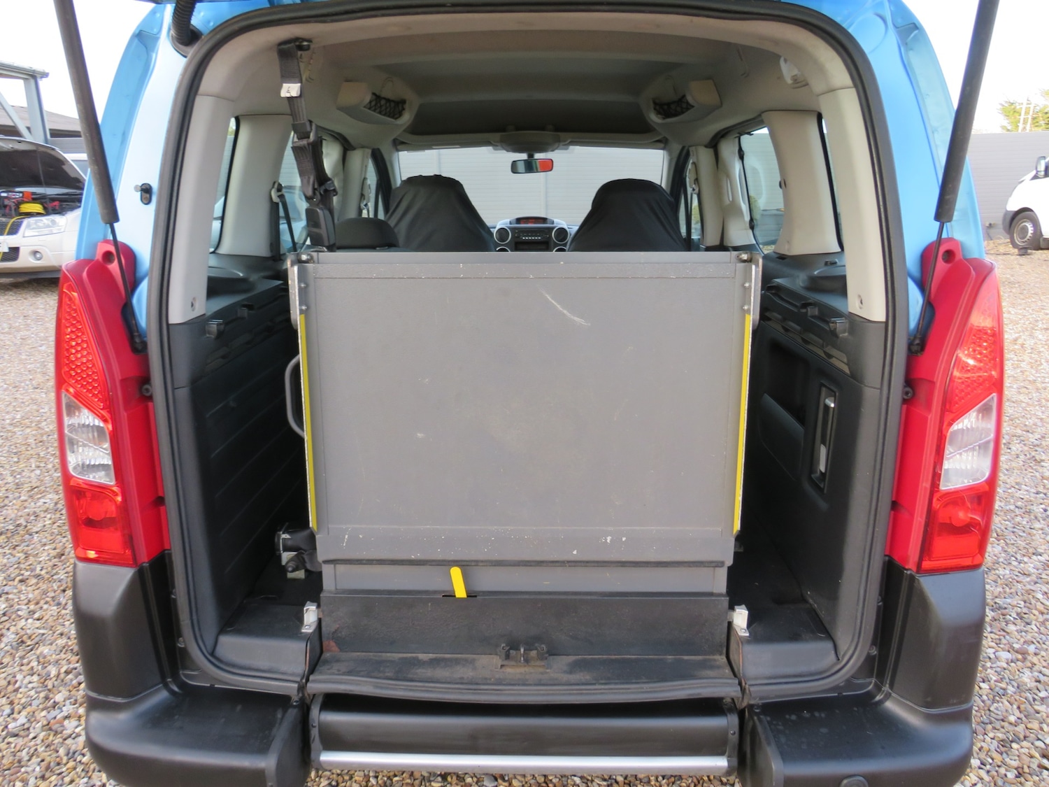 Vehicle 5