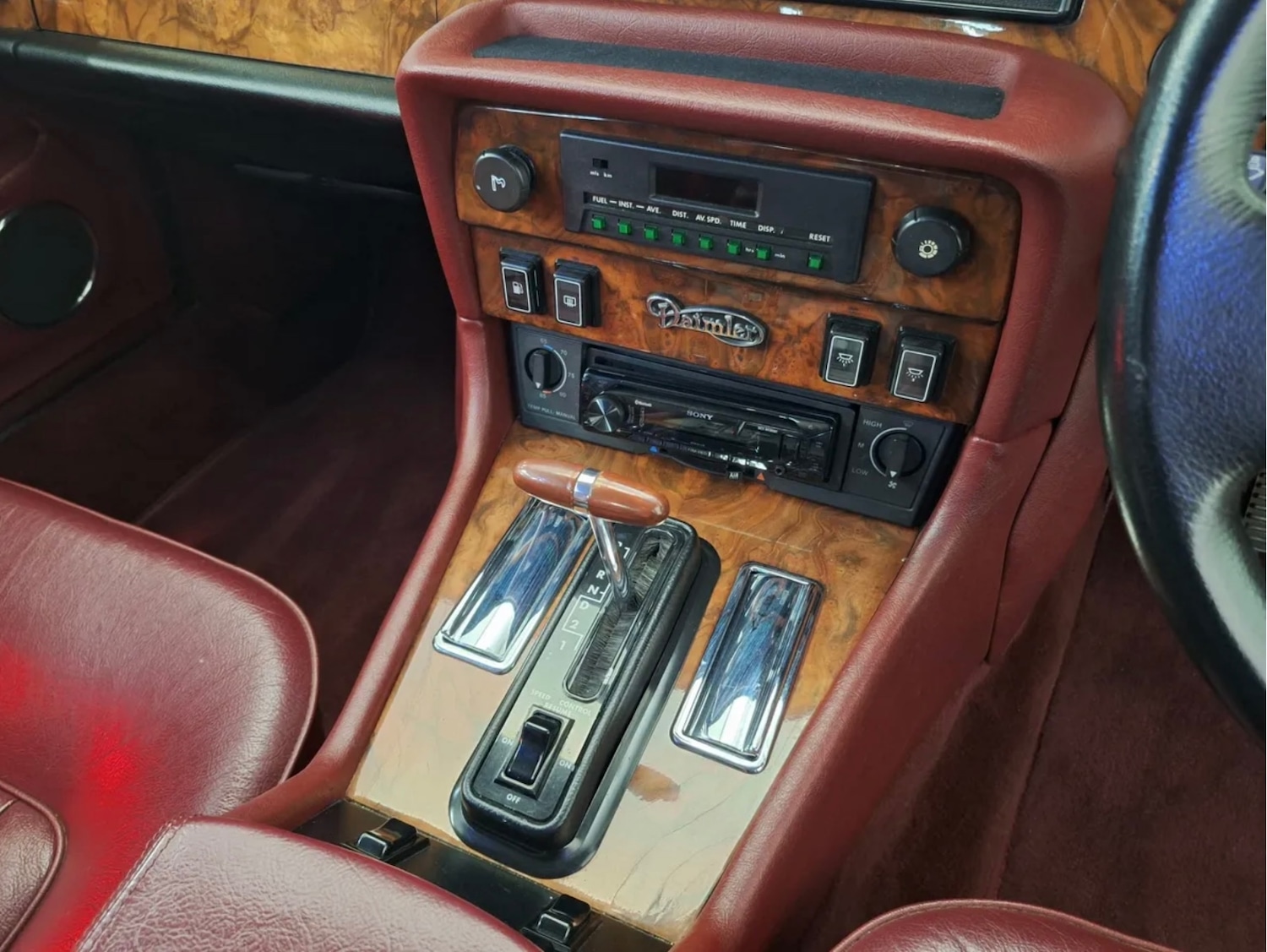 Used Daimler Series III 2020 for sale - 76897153: Photo 19