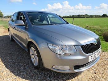 Used Skoda Superb 2012 for sale - 75872163: Photo