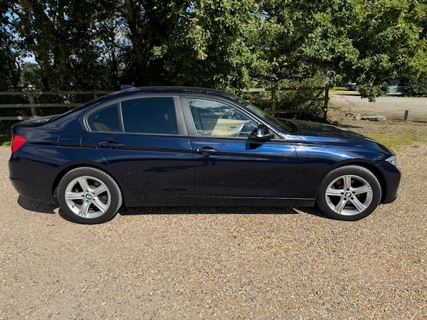 Used BMW 3 Series 2013 for sale - 74181675: Photo 2