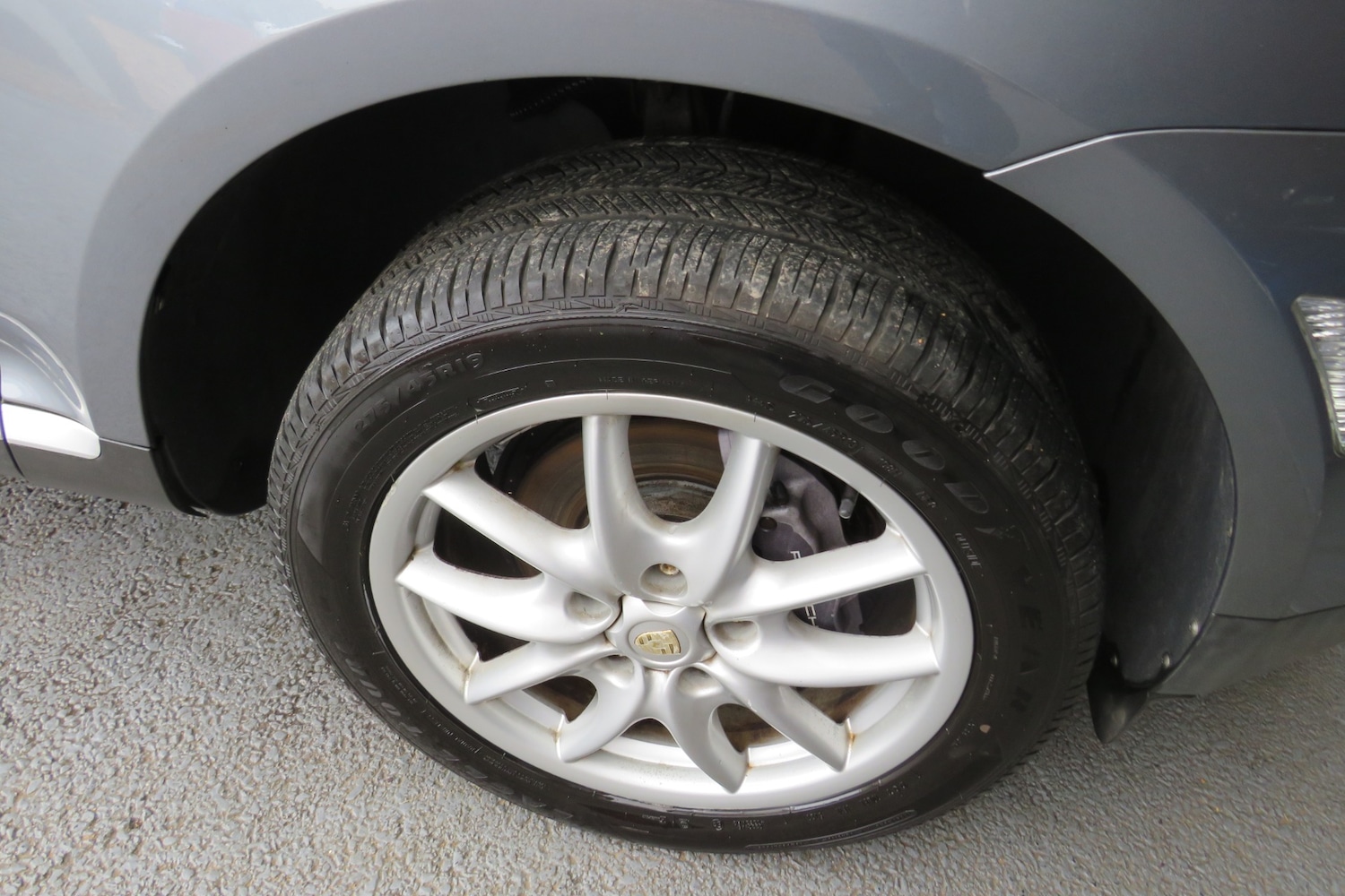 Used Porsche Cayenne 2004 for sale - 77635780: Photo 6