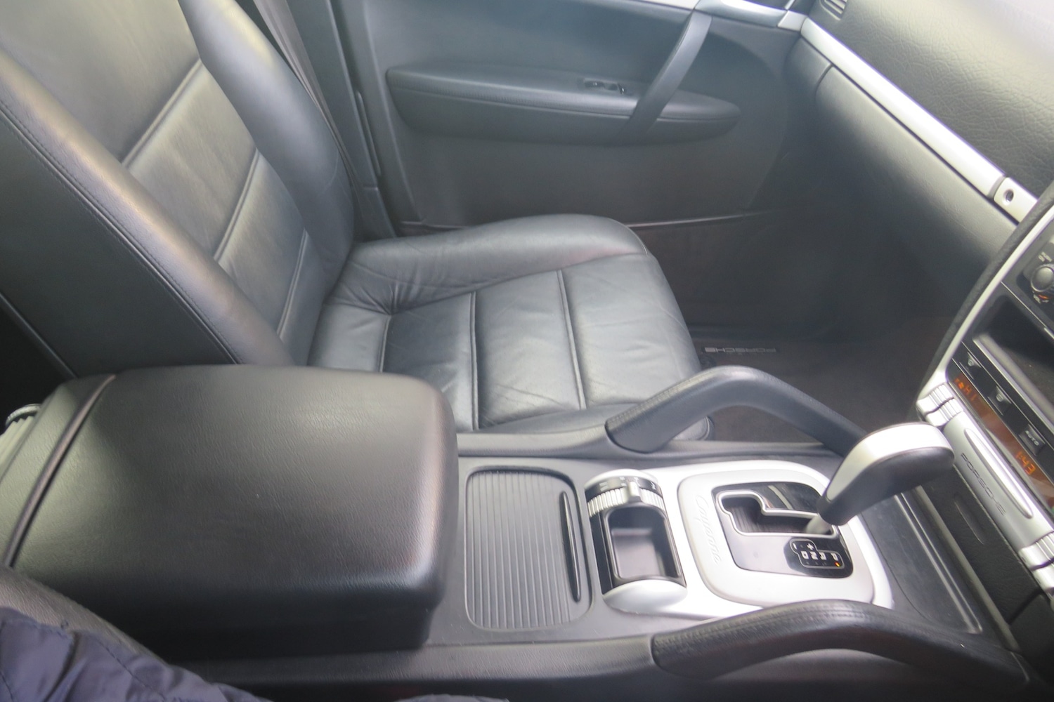 Used Porsche Cayenne 2004 for sale - 77635780: Photo 67