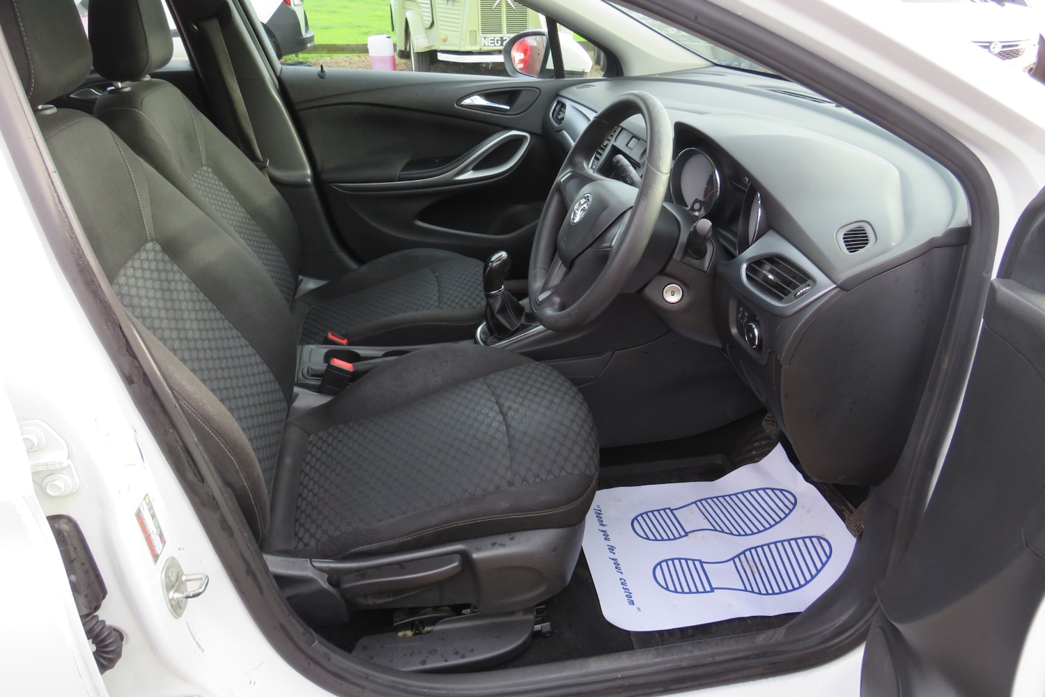 Used Vauxhall Astra 2018 for sale - 76831101: Photo 10