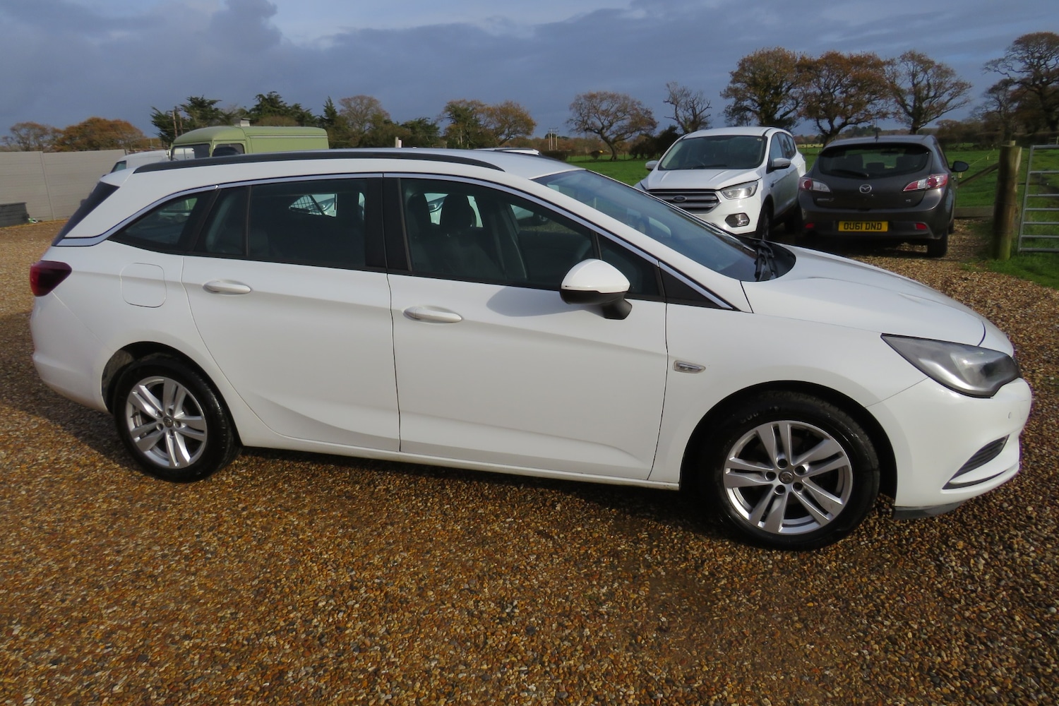 Used Vauxhall Astra 2018 for sale - 76831101: Photo 2