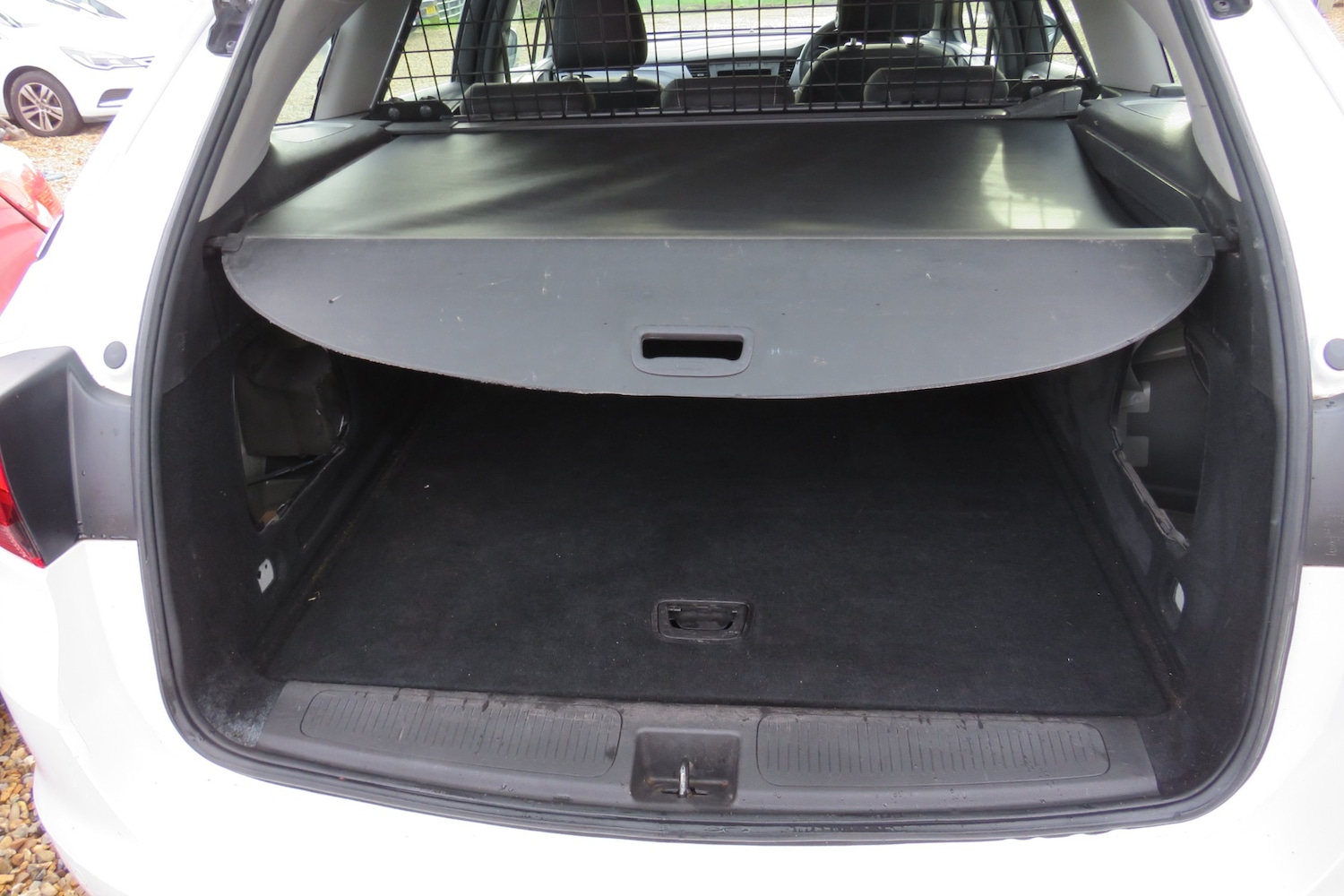 Used Vauxhall Astra 2018 for sale - 76831101: Photo 9