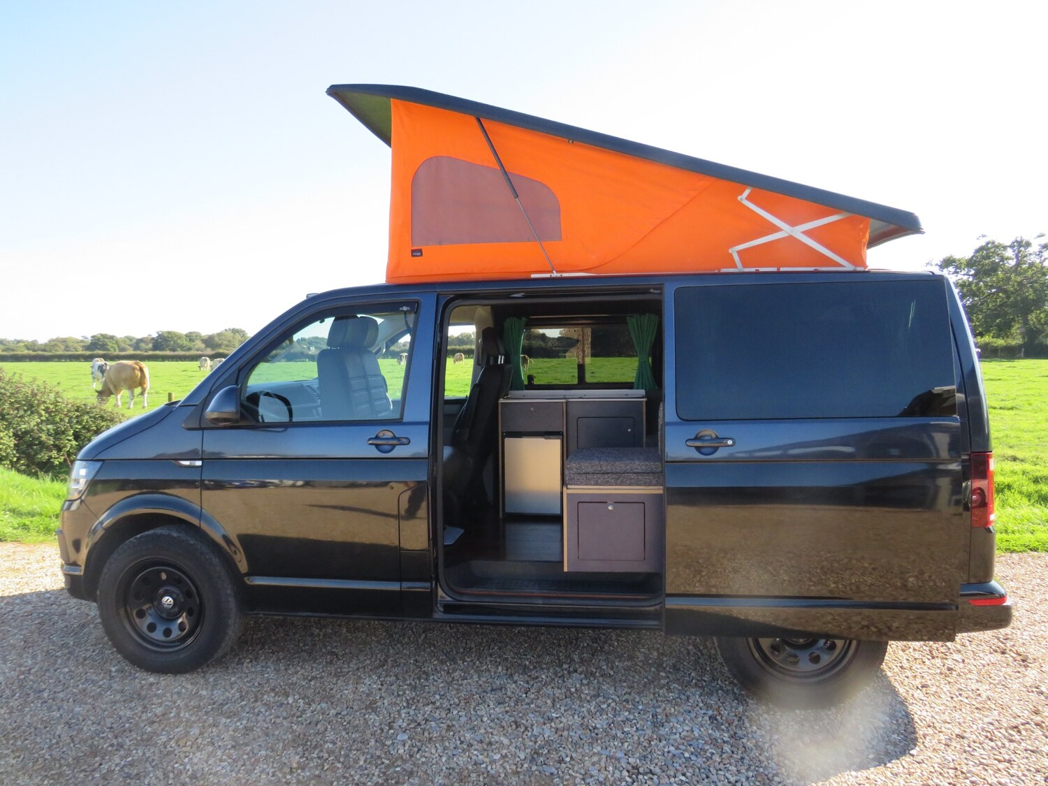 Used Volkswagen Transporter 2018 for sale - 76113851: Photo 30