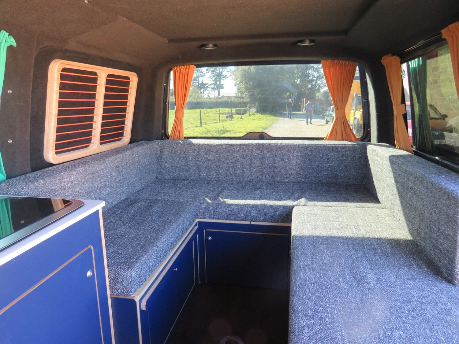 Used Volkswagen Transporter 2018 for sale - 76113851: Photo 37