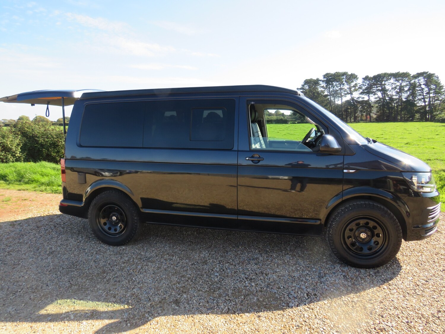 Used Volkswagen Transporter 2018 for sale - 76113851: Photo 7