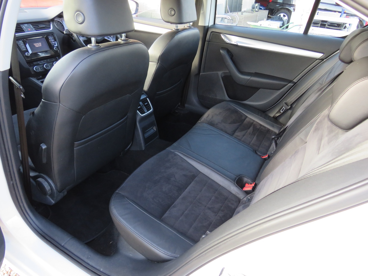 Used Skoda Octavia 2013 for sale - 76394274: Photo 8