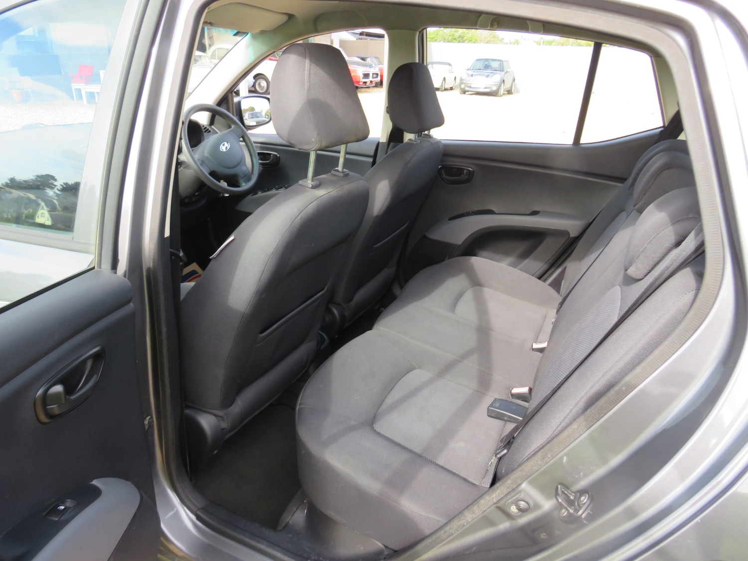 Used Hyundai i10 2009 for sale - 76193348: Photo 16