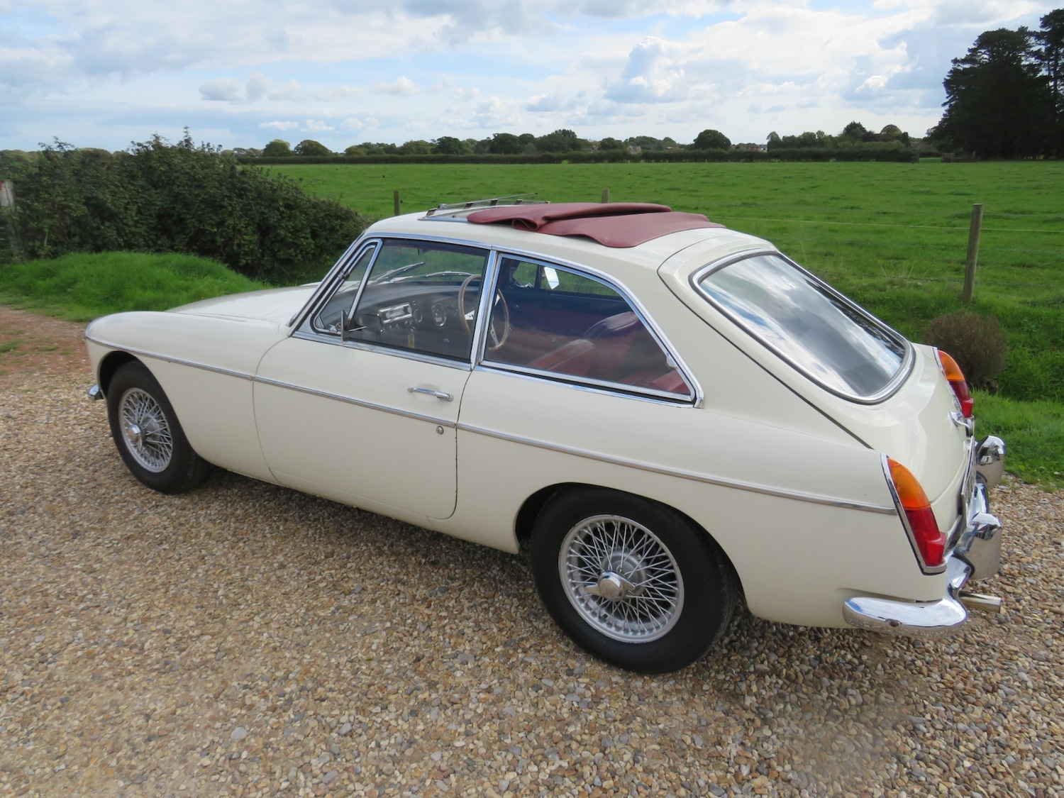 Used MG MGB GT 1966 for sale - 76018307: Photo 45