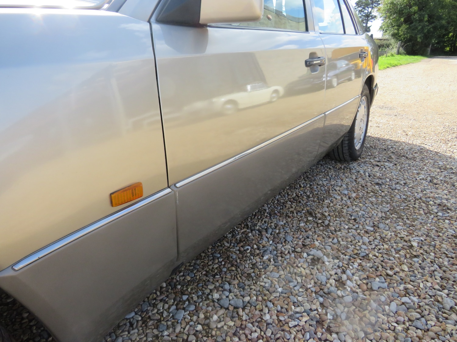 Used Mercedes-Benz E-Class 1990 for sale - 76090634: Photo 32
