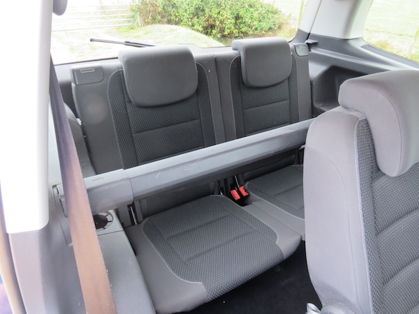 Used Volkswagen Touran 2011 for sale - 75760267: Photo 20
