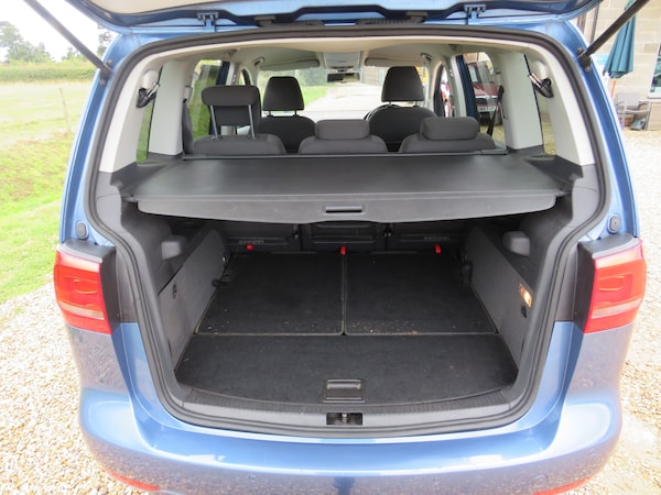 Used Volkswagen Touran 2011 for sale - 75760267: Photo 22