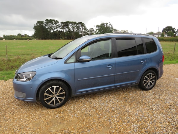 Used Volkswagen Touran 2011 for sale - 75760267: Photo 31