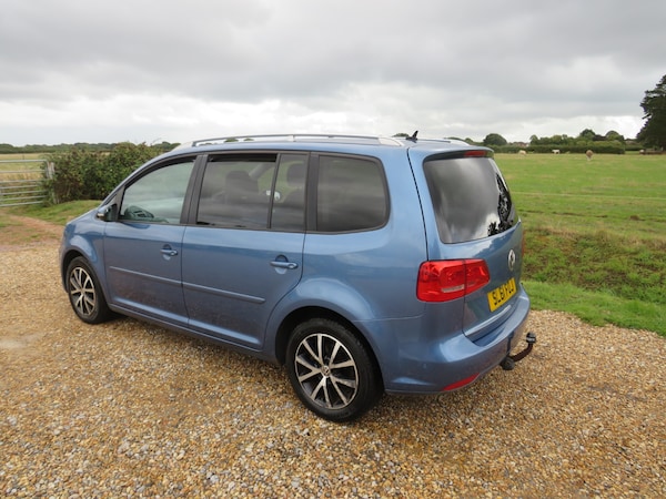 Used Volkswagen Touran 2011 for sale - 75760267: Photo 33
