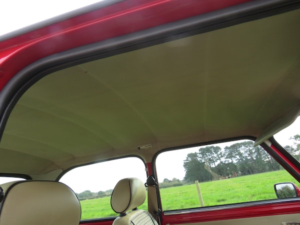 Used MINI Cooper 1999 for sale - 72597772: Photo 15