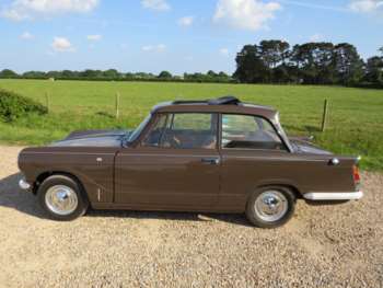 1970 (J) - MANUAL 2-Door