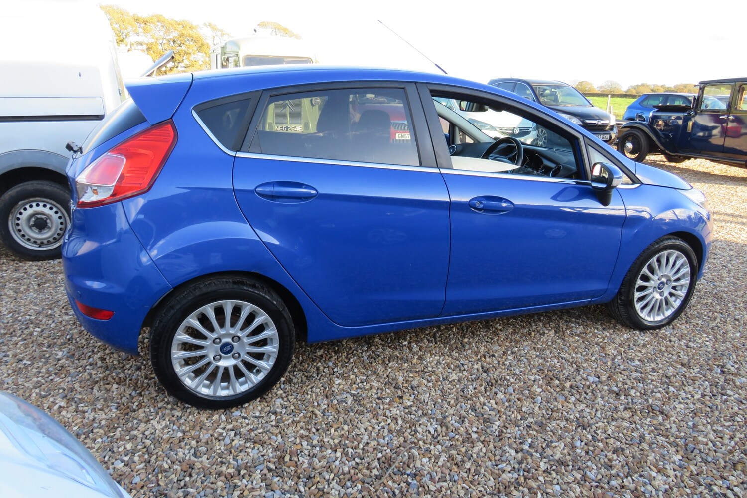 Used Ford Fiesta 2012 for sale - 76616601: Photo 33