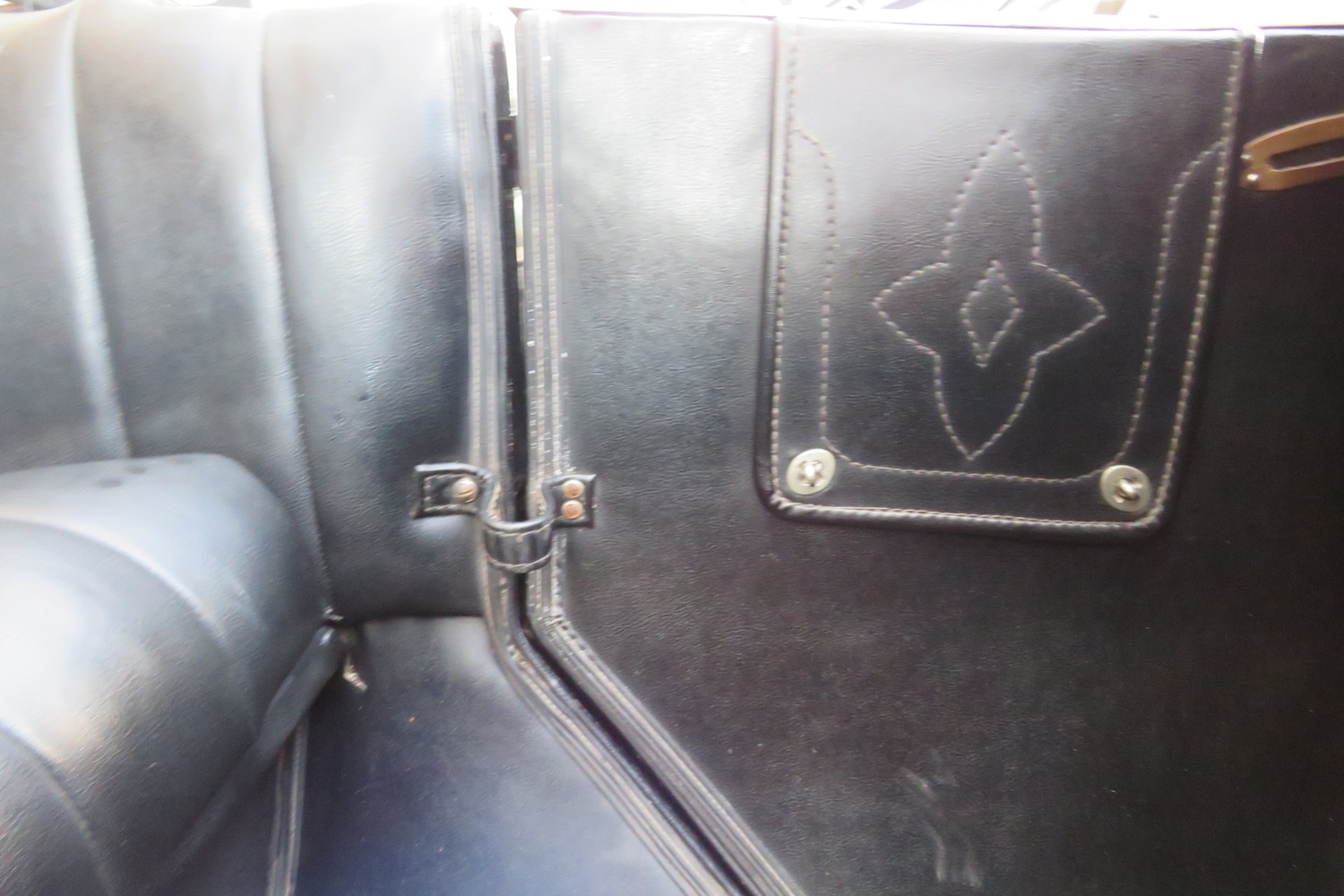 Used Ford Model T 1919 for sale - 76922123: Photo 12