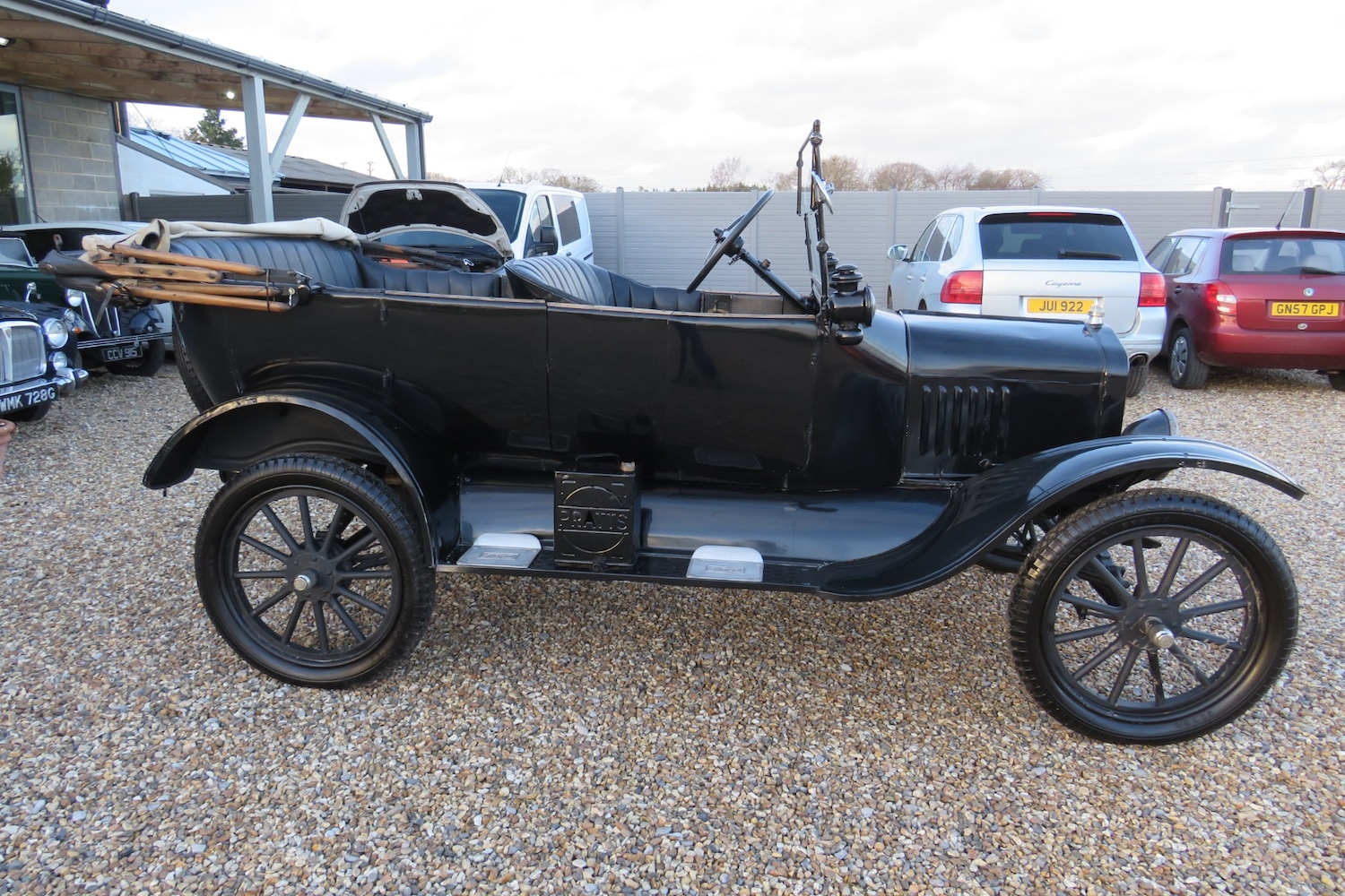 Used Ford Model T 1919 for sale - 76922123: Photo 2