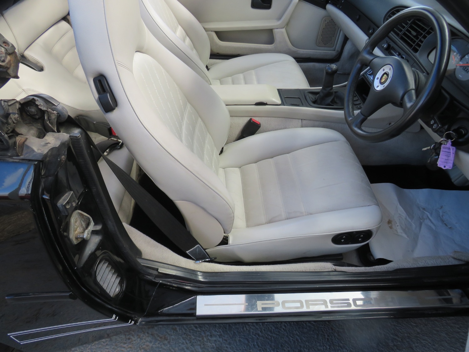 Used Porsche 944 1989 for sale - 75932934: Photo 18