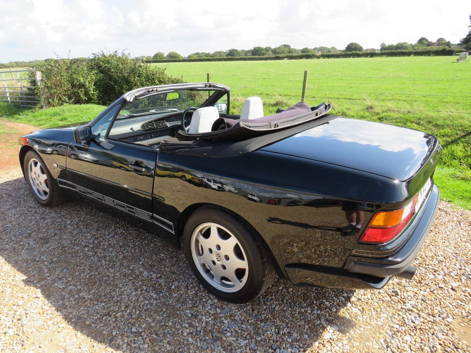 Used Porsche 944 1989 for sale - 75932934: Photo 28