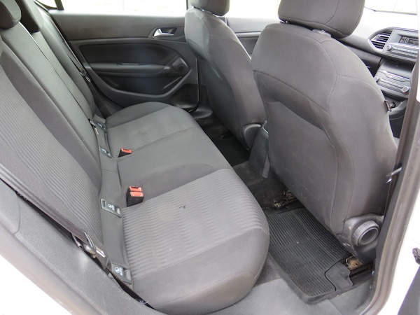 Used Peugeot 308 2017 for sale - 71883145: Photo 12