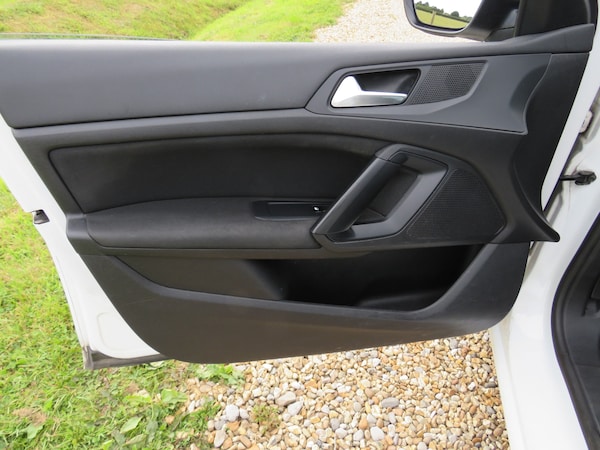 Used Peugeot 308 2017 for sale - 71883145: Photo 18