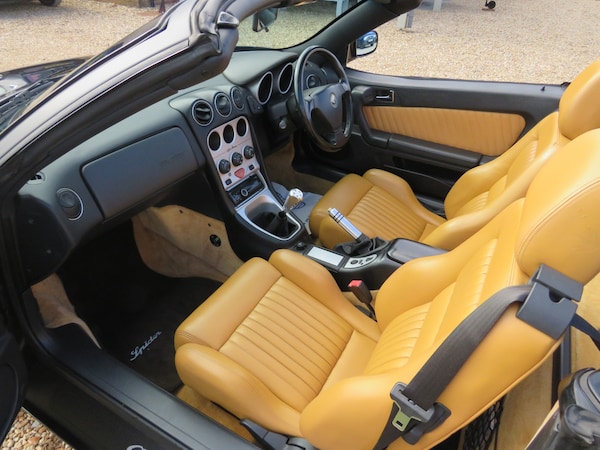 Used Alfa Romeo Spider 2001 for sale - 75715432: Photo 15