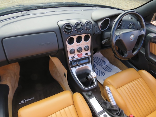 Used Alfa Romeo Spider 2001 for sale - 75715432: Photo 17