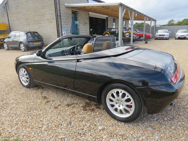 Used Alfa Romeo Spider 2001 for sale - 75715432: Photo 23